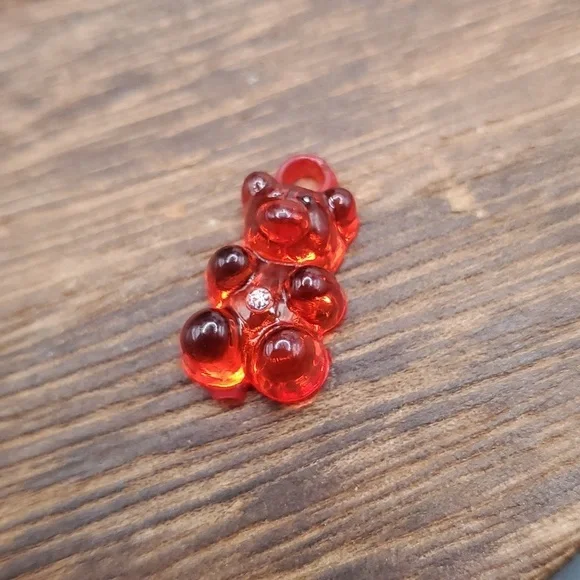 P101 - Picture 1 of 2